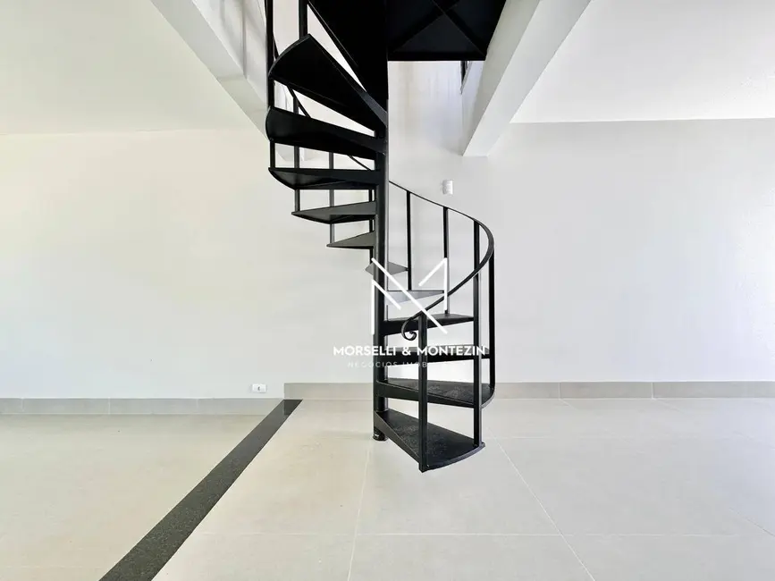 Foto 7 de Casa com 6 quartos à venda, 500m2 em Mediterrâneo, Londrina - PR