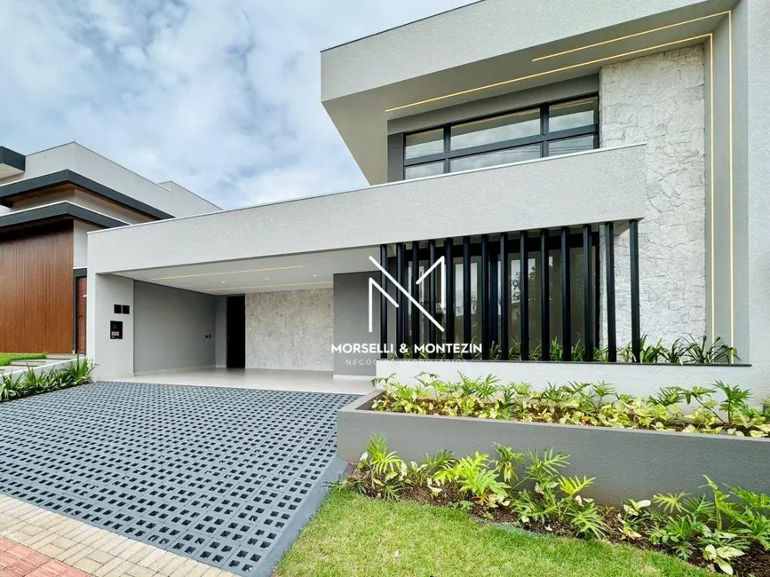 Foto 1 de Casa de Condomínio com 3 quartos à venda, 300m2 em Cambe - PR