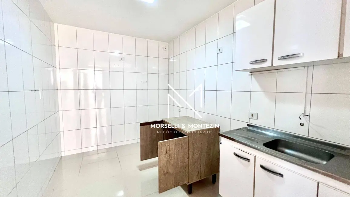 Sobrado com 6 quartos à venda, 317m2 em Jardim Londrilar, Londrina - PR - imagem 9 Foto 9 de Sobrado com 6 quartos à venda, 317m2 em Jardim Londrilar, Londrina - PR