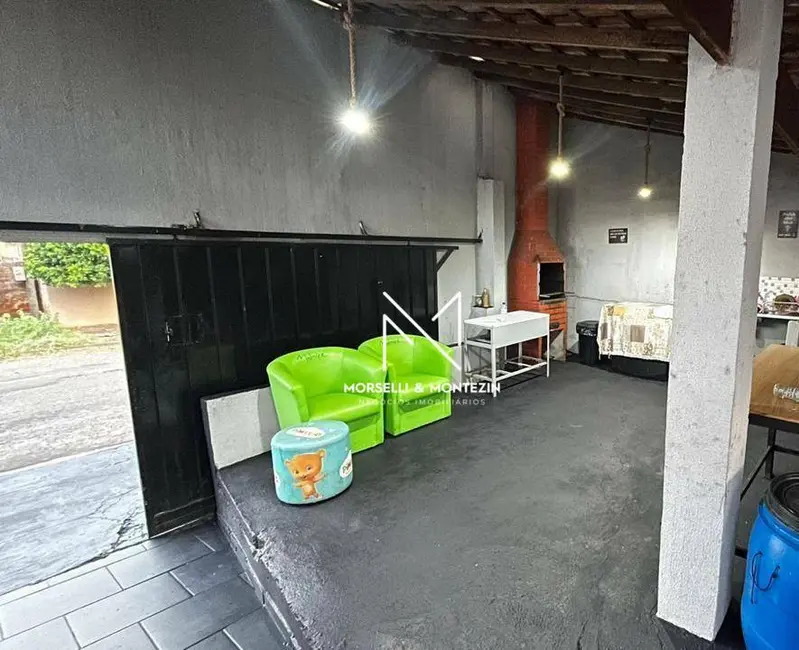 Casa com 3 quartos à venda, 300m2 em Jardim São Jorge, Londrina - PR - imagem 8 Foto 8 de Casa com 3 quartos à venda, 300m2 em Jardim São Jorge, Londrina - PR