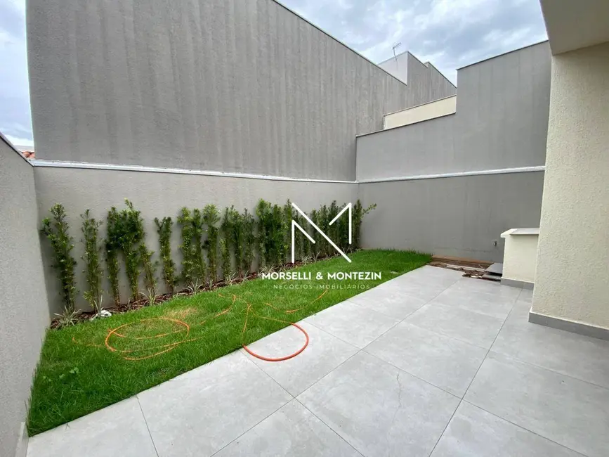 Foto 8 de Sobrado com 3 quartos à venda, 150m2 em Sabará I, Londrina - PR