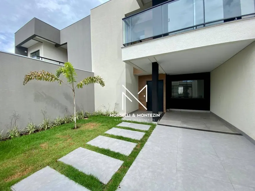 Foto 2 de Sobrado com 3 quartos à venda, 150m2 em Sabará I, Londrina - PR