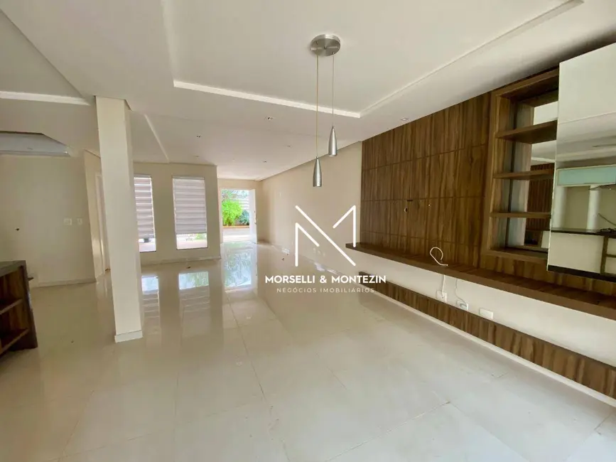 Foto 1 de Sobrado com 3 quartos à venda, 333m2 em Tucano, Londrina - PR