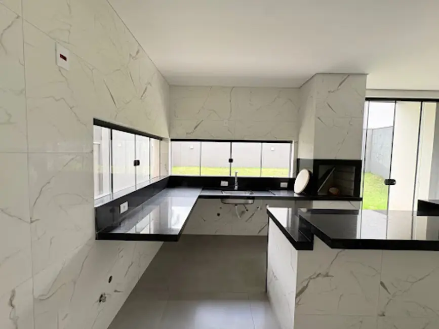 Foto 7 de Sobrado com 3 quartos à venda, 250m2 em Londrina - PR