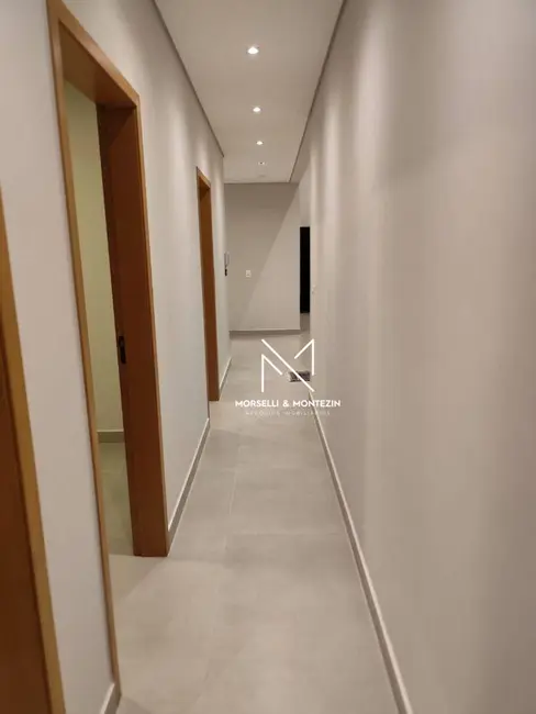 Foto 4 de Casa com 3 quartos à venda, 250m2 em Loteamento Chamonix, Londrina - PR