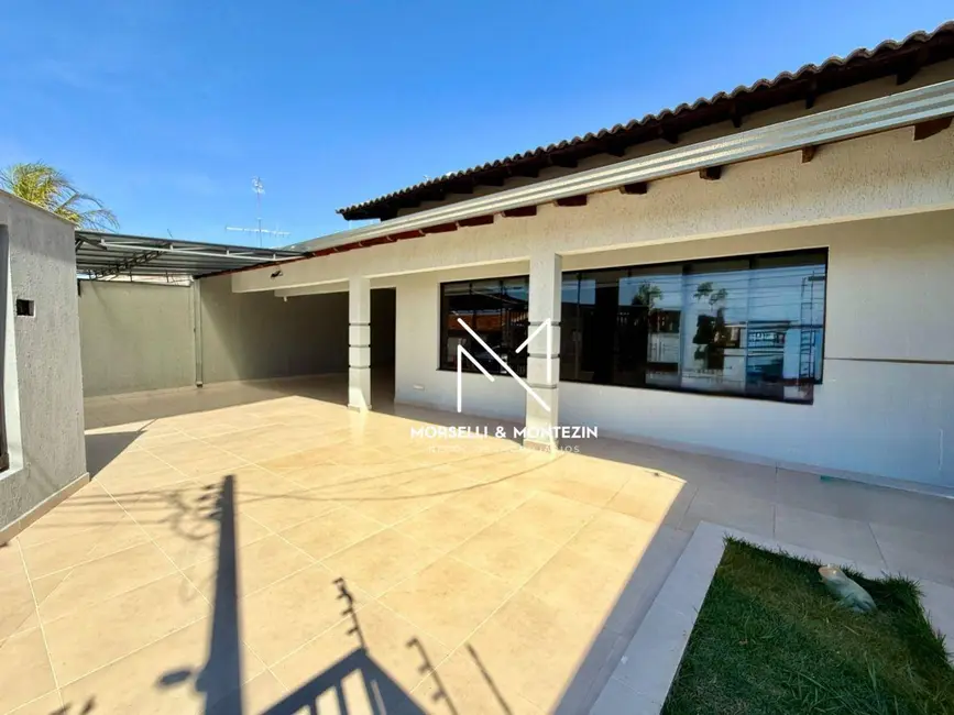 Casa com 3 quartos à venda, 384m2 em Brasília, Londrina - PR - imagem 2 Foto 2 de Casa com 3 quartos à venda, 384m2 em Brasília, Londrina - PR