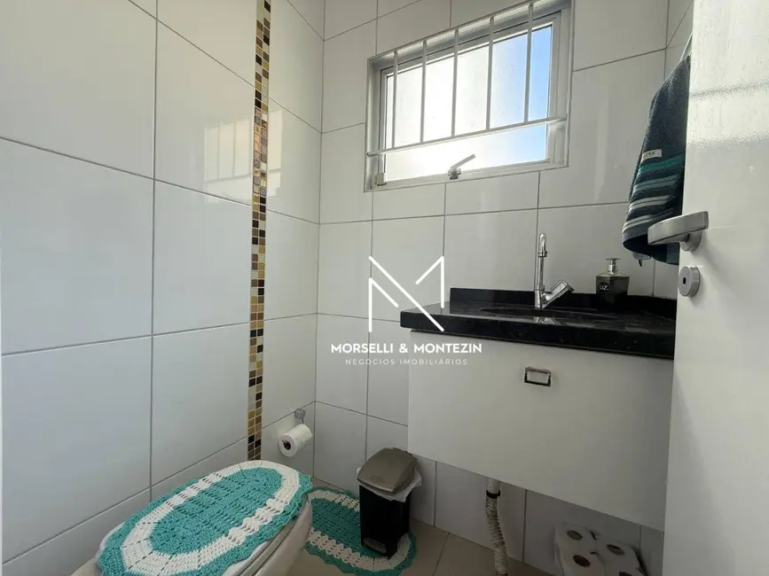 Casa com 3 quartos à venda, 384m2 em Brasília, Londrina - PR - imagem 8 Foto 8 de Casa com 3 quartos à venda, 384m2 em Brasília, Londrina - PR