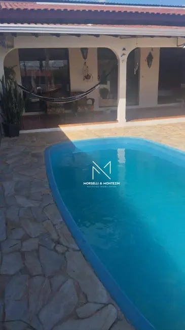 Foto 4 de Sobrado com 3 quartos à venda, 300m2 em Leonor, Londrina - PR