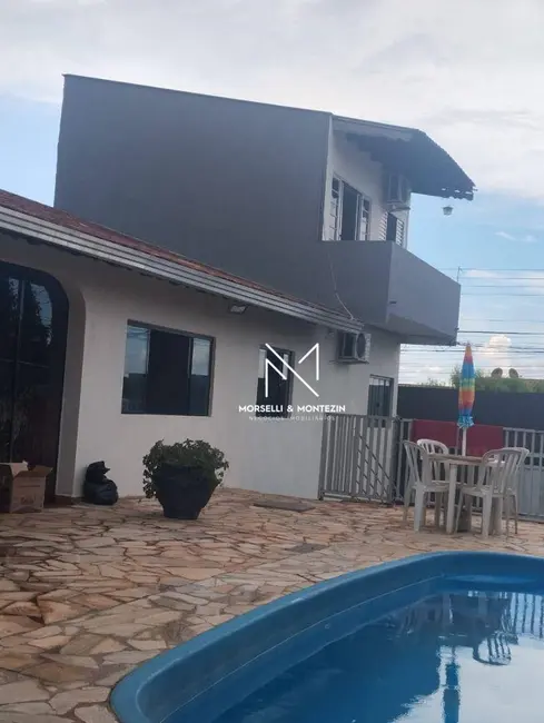 Foto 3 de Sobrado com 3 quartos à venda, 300m2 em Leonor, Londrina - PR