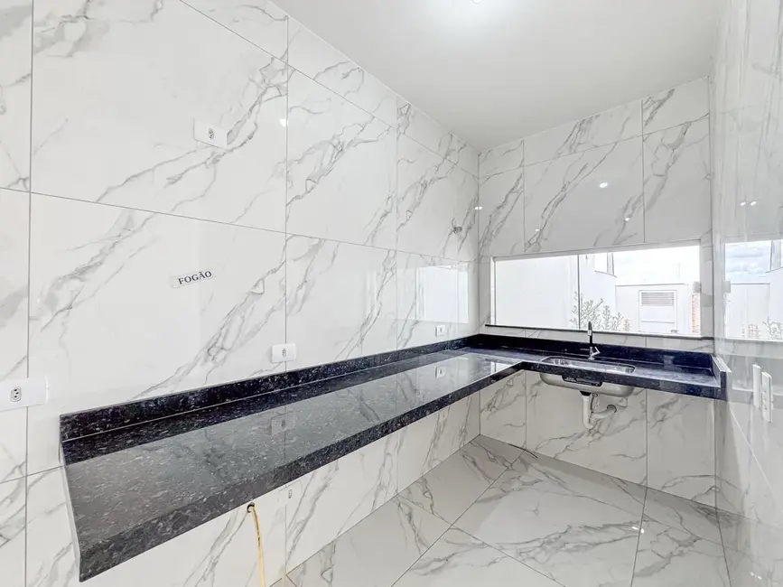 Foto 8 de Casa com 3 quartos à venda, 150m2 em Colúmbia, Londrina - PR