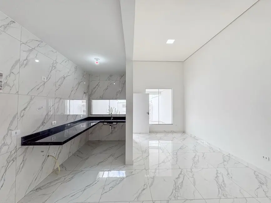 Foto 4 de Casa com 3 quartos à venda, 150m2 em Colúmbia, Londrina - PR