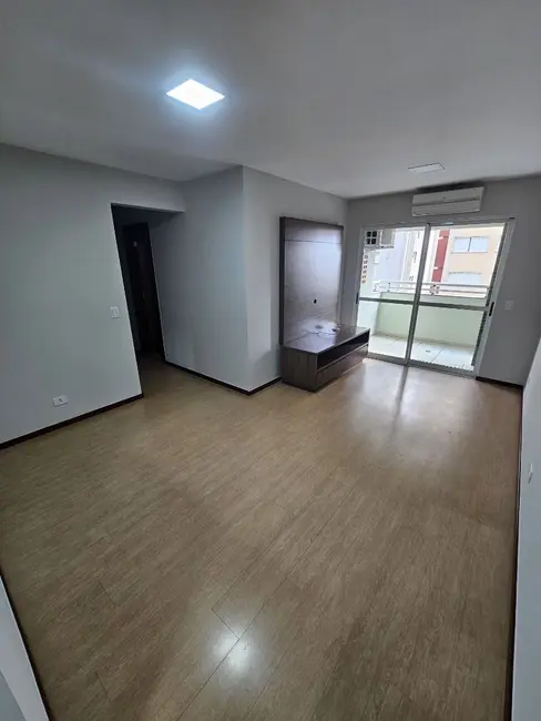 Foto 8 de Apartamento com 3 quartos à venda, 126m2 em Centro, Londrina - PR