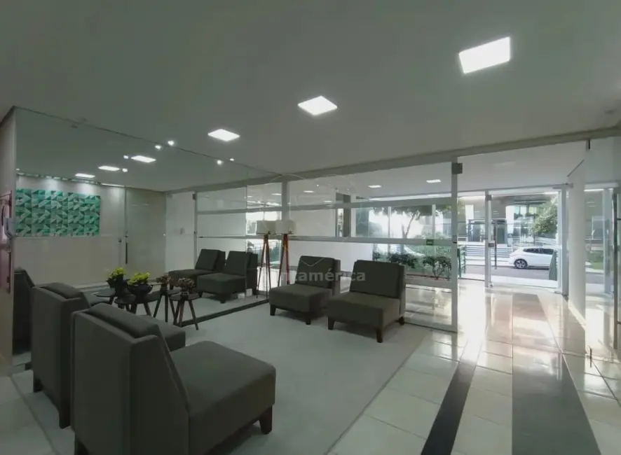 Foto 3 de Apartamento com 3 quartos à venda, 126m2 em Centro, Londrina - PR