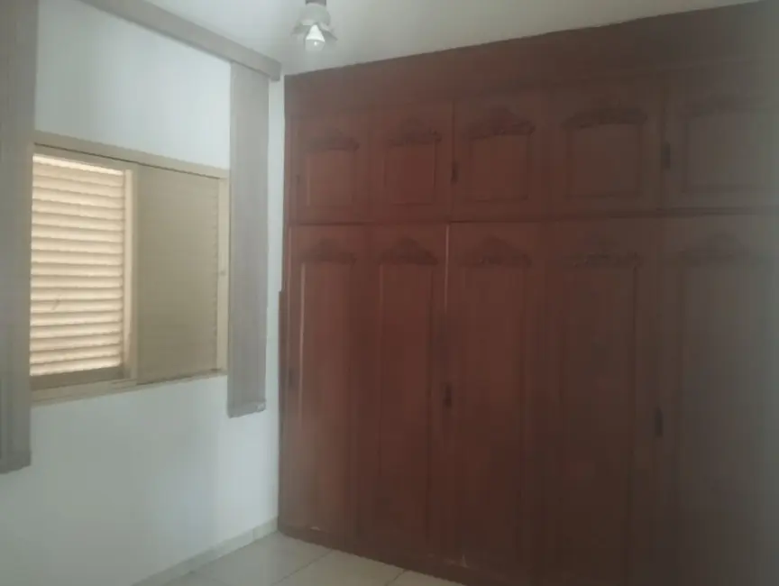 Foto 9 de Apartamento com 2 quartos à venda, 82m2 em Centro, Londrina - PR