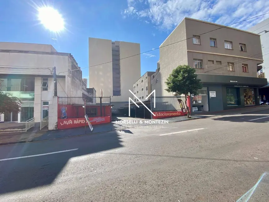 Foto 3 de Terreno / Lote à venda, 581m2 em Centro, Londrina - PR