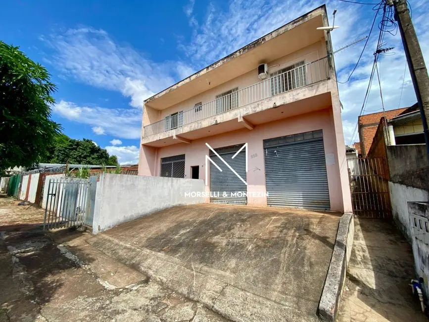 Foto 1 de Sobrado com 3 quartos à venda, 365m2 em Londrina - PR