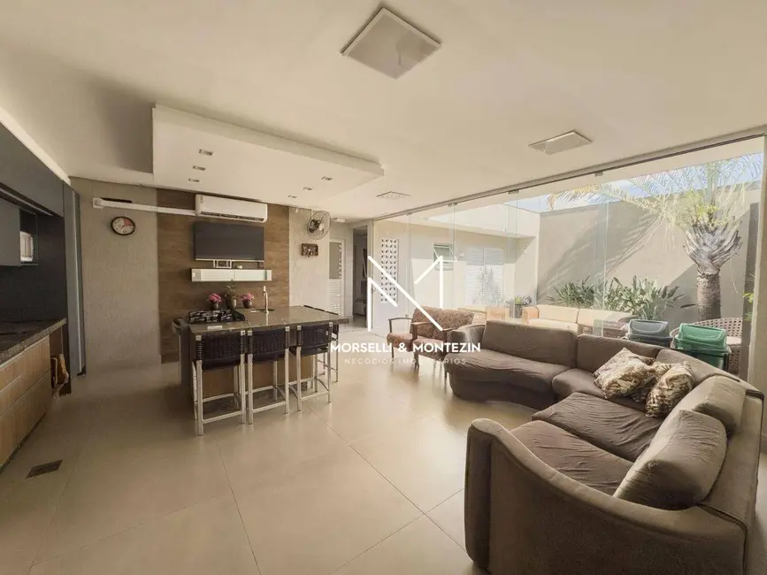 Foto 9 de Casa com 4 quartos à venda, 364m2 em San Remo, Londrina - PR