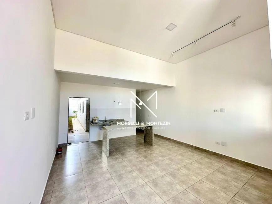 Foto 2 de Casa com 3 quartos à venda, 150m2 em Colúmbia, Londrina - PR