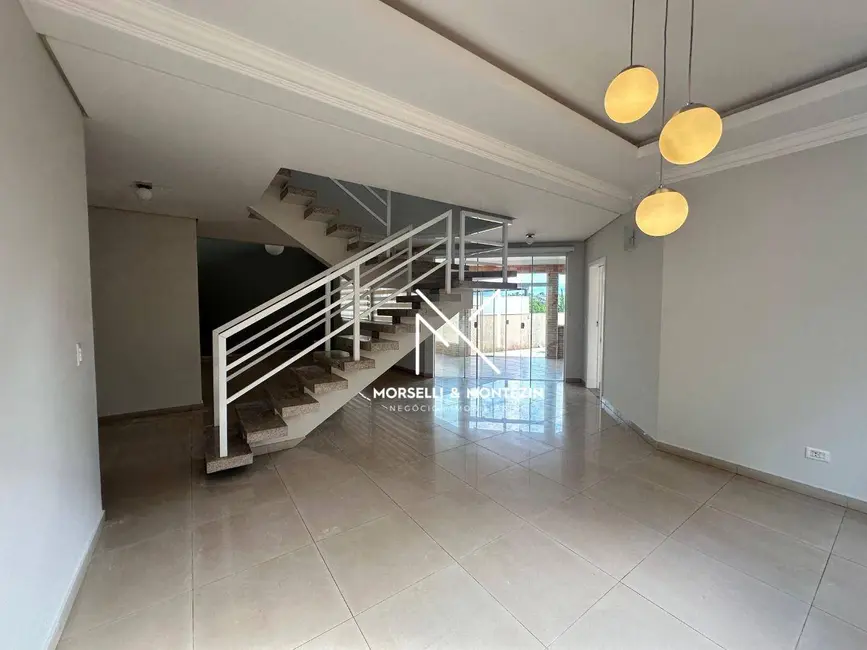 Foto 4 de Casa de Condomínio com 3 quartos à venda, 550m2 em Condomínio Royal Golf Residence, Londrina - PR