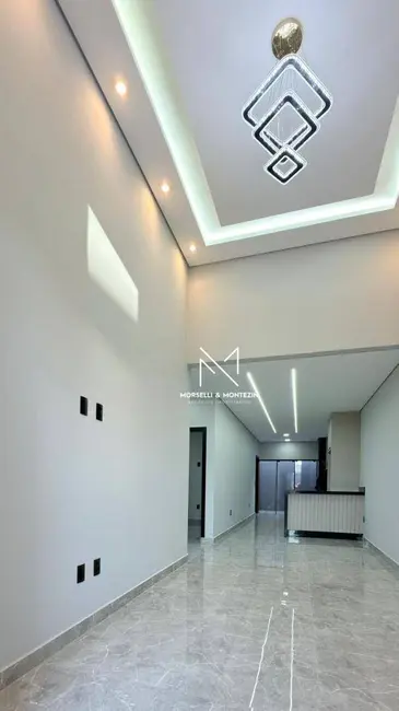 Casa com 3 quartos à venda, 125m2 em Jardim Maracanã, Londrina - PR - imagem 2 Foto 2 de Casa com 3 quartos à venda, 125m2 em Jardim Maracanã, Londrina - PR