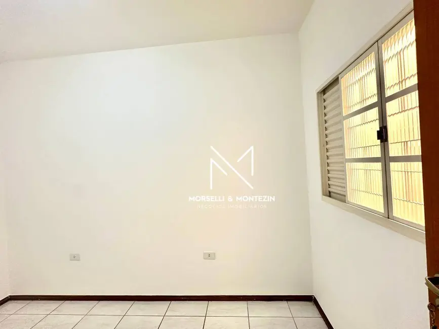 Casa de Condomínio com 3 quartos à venda, 200m2 em Jardim Colúmbia D, Londrina - PR - imagem 9 Foto 9 de Casa de Condomínio com 3 quartos à venda, 200m2 em Jardim Colúmbia D, Londrina - PR
