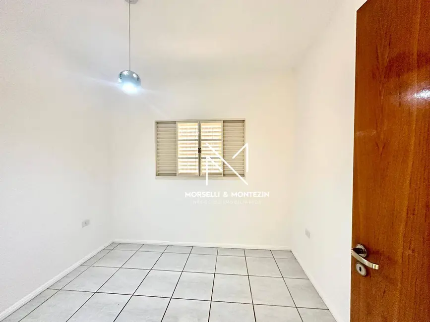 Casa de Condomínio com 3 quartos à venda, 200m2 em Jardim Colúmbia D, Londrina - PR - imagem 8 Foto 8 de Casa de Condomínio com 3 quartos à venda, 200m2 em Jardim Colúmbia D, Londrina - PR