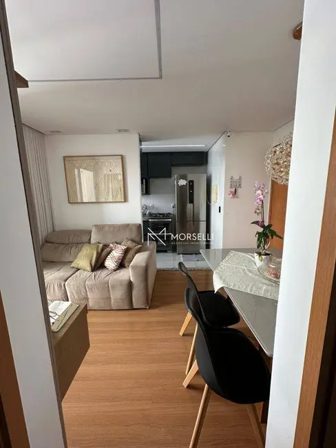 Foto 5 de Apartamento com 2 quartos à venda, 46m2 em Londrina - PR