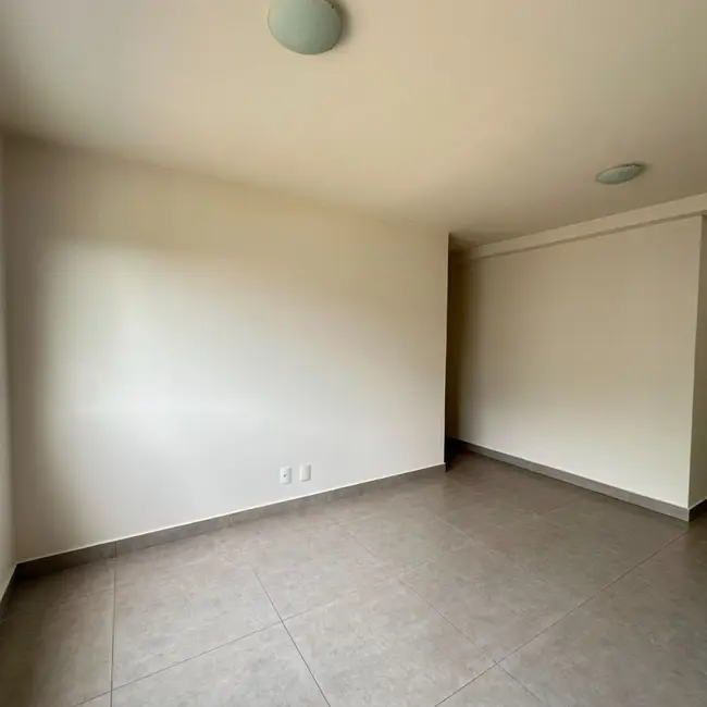 Foto 9 de Apartamento com 2 quartos à venda, 80m2 em Vila Casoni, Londrina - PR