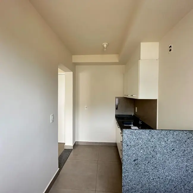 Foto 4 de Apartamento com 2 quartos à venda, 80m2 em Vila Casoni, Londrina - PR