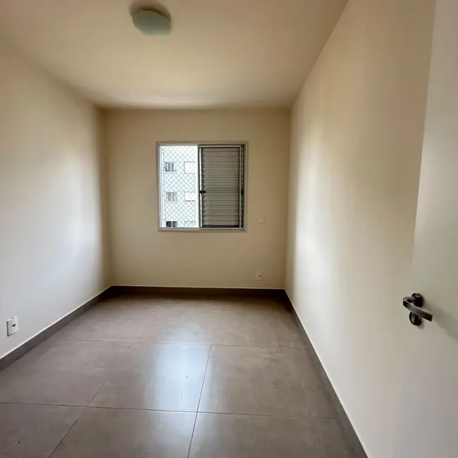 Foto 6 de Apartamento com 2 quartos à venda, 80m2 em Vila Casoni, Londrina - PR