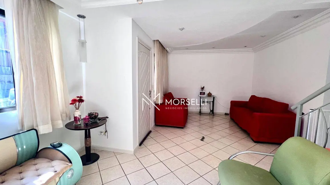 Foto 4 de Casa de Condomínio com 3 quartos à venda, 115m2 em Parque Jamaica, Londrina - PR