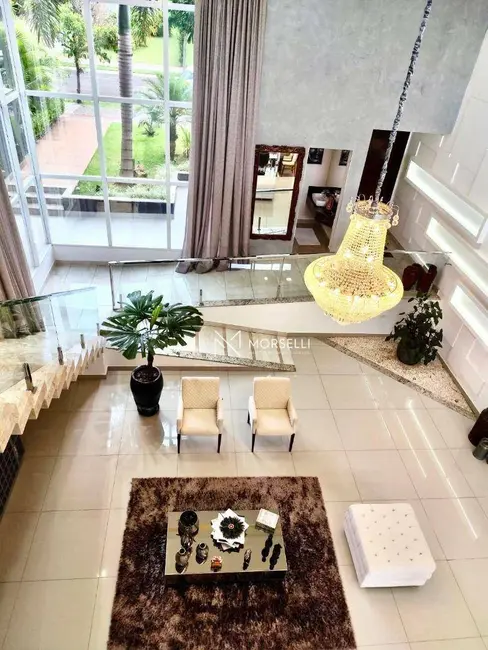 Casa de Condomínio com 3 quartos à venda, 500m2 em Londrina - PR - imagem 3 Foto 3 de Casa de Condomínio com 3 quartos à venda, 500m2 em Londrina - PR