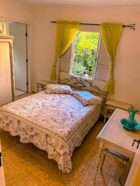 Chácara com 4 quartos à venda, 20m2 em Paraibuna - SP - imagem 3 Foto 3 de Chácara com 4 quartos à venda, 20m2 em Paraibuna - SP