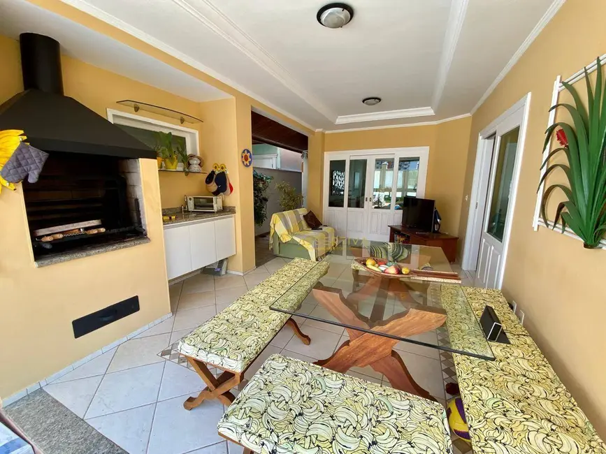 Foto 4 de Casa de Condomínio com 3 quartos para alugar, 408m2 em Sao Jose Dos Campos - SP