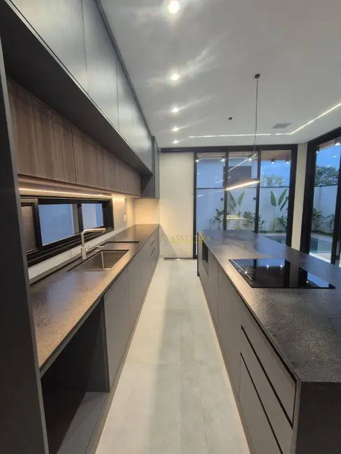 Foto 6 de Casa de Condomínio com 4 quartos à venda, 250m2 em Sao Jose Dos Campos - SP