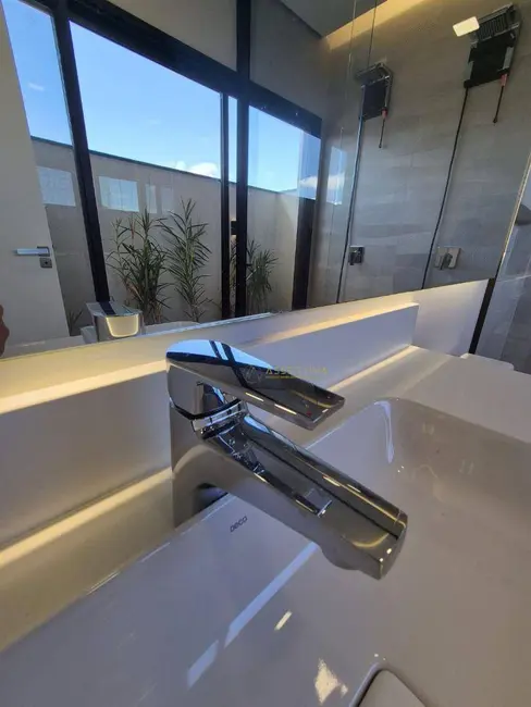 Foto 9 de Casa de Condomínio com 4 quartos à venda, 250m2 em Sao Jose Dos Campos - SP