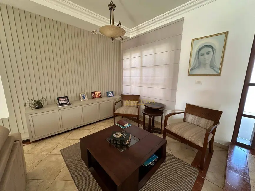Casa de Condomínio com 4 quartos à venda e para alugar, 532m2 em Sao Jose Dos Campos - SP - imagem 3 Foto 3 de Casa de Condomínio com 4 quartos à venda e para alugar, 532m2 em Sao Jose Dos Campos - SP