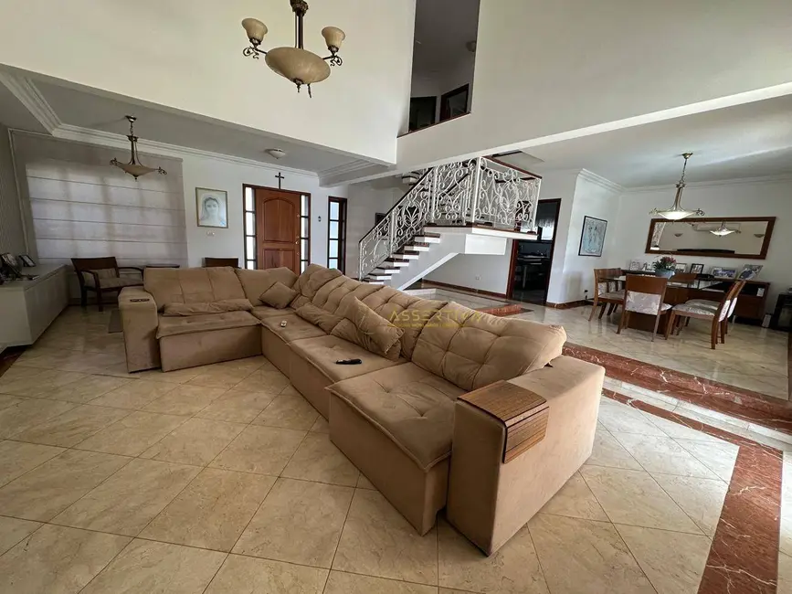 Casa de Condomínio com 4 quartos à venda e para alugar, 532m2 em Sao Jose Dos Campos - SP - imagem 7 Foto 7 de Casa de Condomínio com 4 quartos à venda e para alugar, 532m2 em Sao Jose Dos Campos - SP