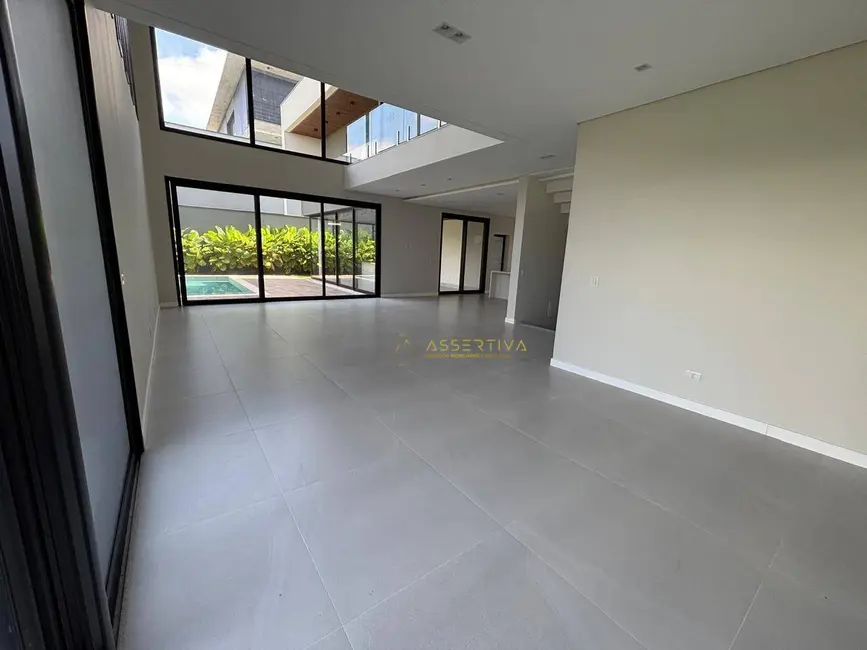 Foto 3 de Casa de Condomínio com 4 quartos à venda, 450m2 em Sao Jose Dos Campos - SP