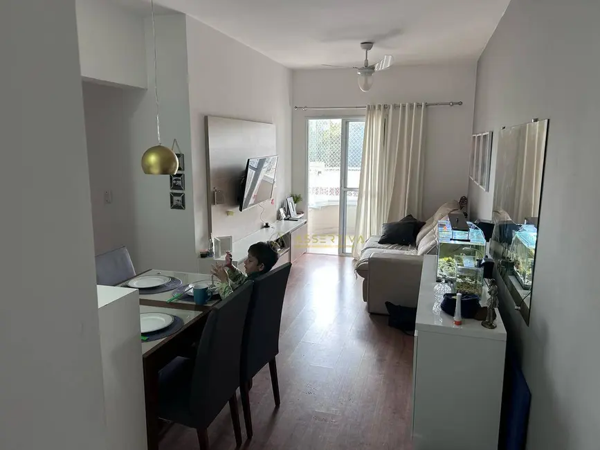 Foto 3 de Apartamento com 2 quartos à venda, 65m2 em Jardim Califórnia, Jacarei - SP