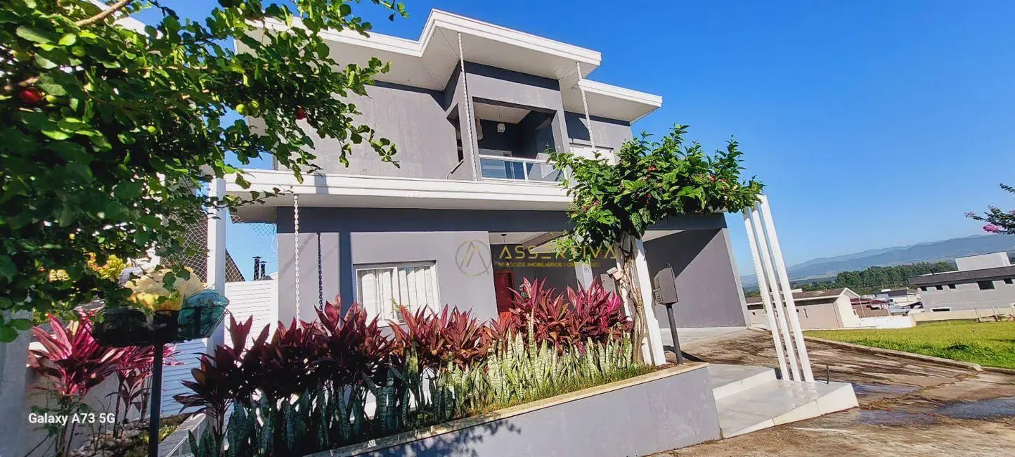 Foto 2 de Casa de Condomínio com 3 quartos à venda, 300m2 em Cacapava - SP