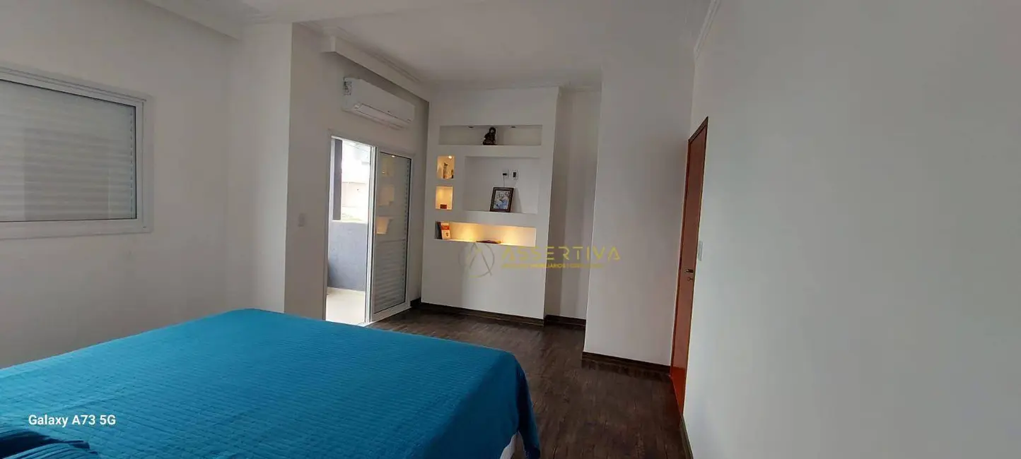 Foto 9 de Casa de Condomínio com 3 quartos à venda, 300m2 em Cacapava - SP