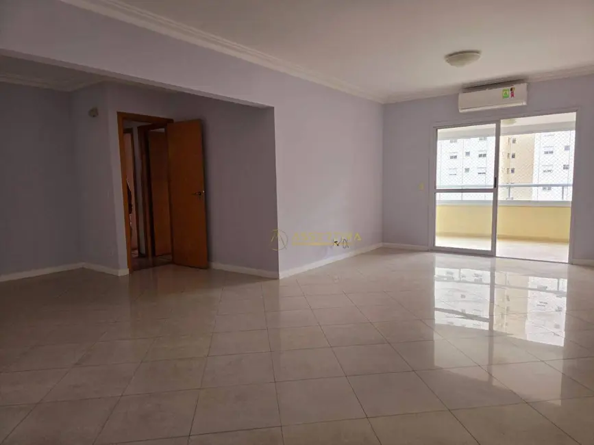 Apartamento com 3 quartos à venda, 150m2 em Sao Jose Dos Campos - SP - imagem 5 Foto 5 de Apartamento com 3 quartos à venda, 150m2 em Sao Jose Dos Campos - SP