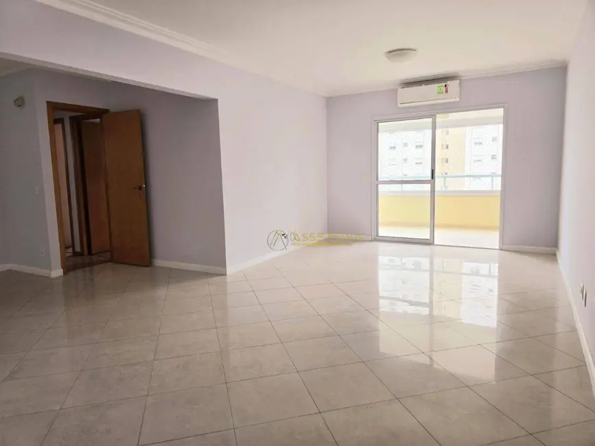 Apartamento com 3 quartos à venda, 150m2 em Sao Jose Dos Campos - SP - imagem 6 Foto 6 de Apartamento com 3 quartos à venda, 150m2 em Sao Jose Dos Campos - SP