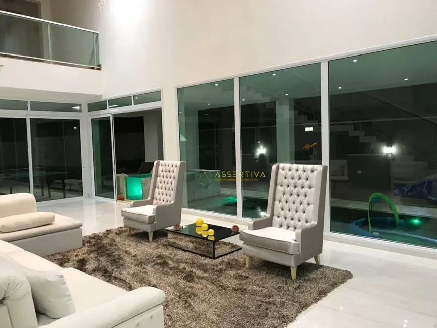 Foto 1 de Casa de Condomínio com 5 quartos à venda, 1200m2 em Sao Jose Dos Campos - SP