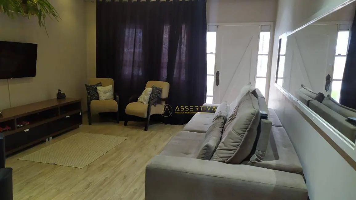 Foto 8 de Casa de Condomínio com 3 quartos à venda, 300m2 em Jacarei - SP