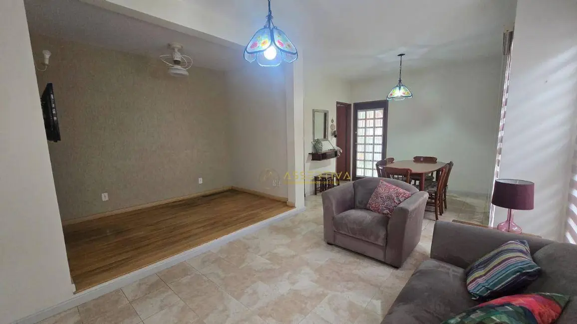 Casa de Condomínio com 1 quarto à venda e para alugar, 250m2 em Sao Jose Dos Campos - SP - imagem 5 Foto 5 de Casa de Condomínio com 1 quarto à venda e para alugar, 250m2 em Sao Jose Dos Campos - SP