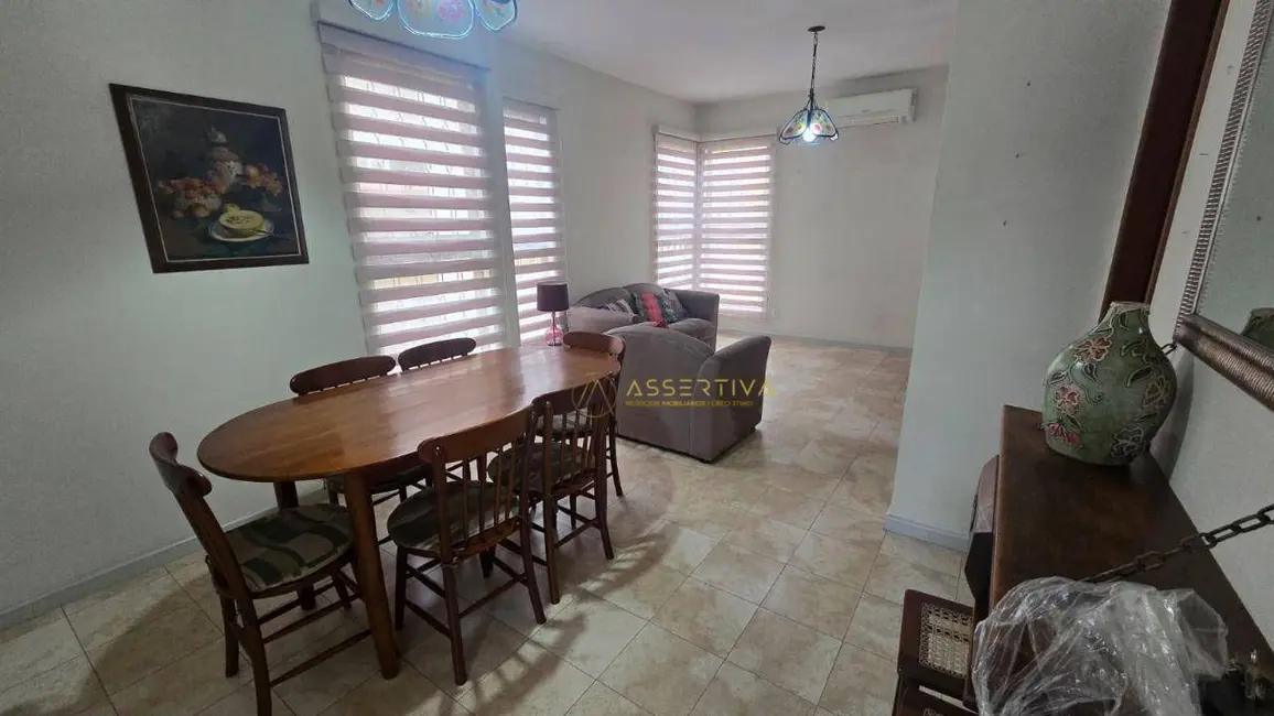 Casa de Condomínio com 1 quarto à venda e para alugar, 250m2 em Sao Jose Dos Campos - SP - imagem 3 Foto 3 de Casa de Condomínio com 1 quarto à venda e para alugar, 250m2 em Sao Jose Dos Campos - SP