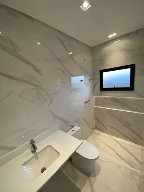 Foto 4 de Casa de Condomínio com 3 quartos à venda, 360m2 em Piedade, Cacapava - SP