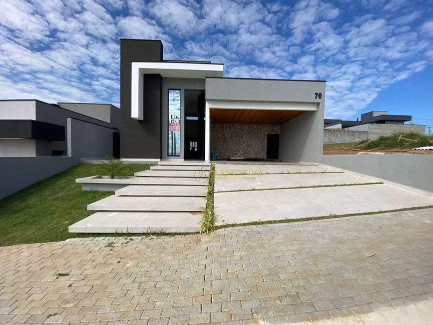 Foto 1 de Casa de Condomínio com 3 quartos à venda, 360m2 em Piedade, Cacapava - SP